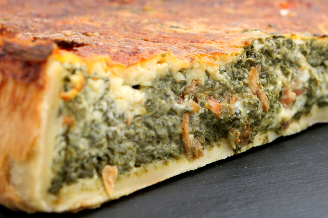 Quiche saumon, épinard & fromage frais – Boucherie Maison Bouron Lattes Maurin 