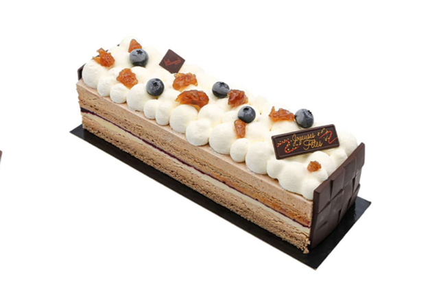 Boulangerie Ponrouch Lattes : boulangerie-pâtisserie au Mas Saint Pierre qui propose aussi de la restauration rapide.Ici Bûche de Noël artisanale 