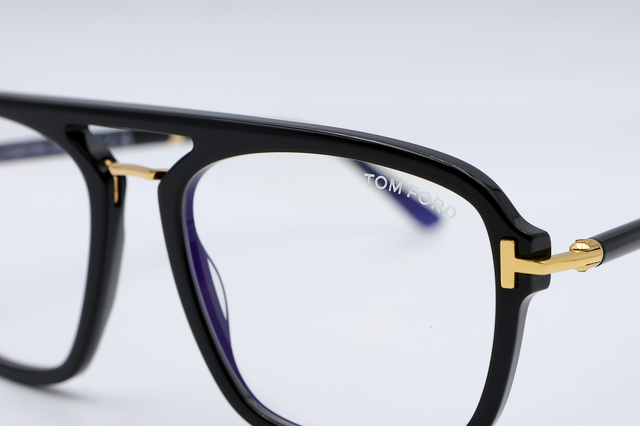 Lunettes de soleil Tom Ford - Castelnau le Lez