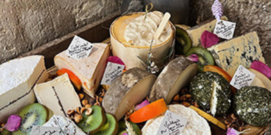 Fromagerie Origine Montpellier • fromager avec grand choix de fromages et des plateaux de fromages à commander (® facebook fromagerie Origine)