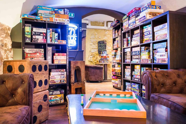 Game Taverne Montpellier • Bar à jeux • Escape game • bar à cocktails et tapas (® site game taverne)