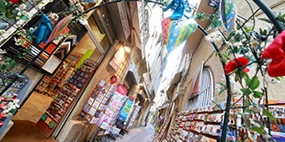 Images de Demain Montpellier Carterie et ses Magnifiques Encadrements au centre ville de Montpellier (® SAAM fabrice Chort) Images de Demain Montpellier Carterie et ses Magnifiques Encadrements au centre ville de Montpellier (® SAAM fabrice Chort)