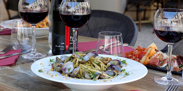 Belle terrasse au restaurant Meoli à Castelnau-le-Lez ( ® SAAM-fabrice CHORT)