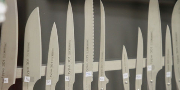 Couteaux dans la boutique Emprin de la rue Saint Guilhem au centre-ville de Montpellier (credits photos: EDV - Fabrice Chort)